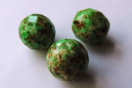 (STKB02010_28026-14) Скляні бусини круглі грановані розмір  14 мм